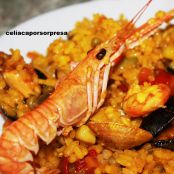 Paella mixta de verdura y pescado