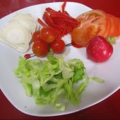 Ensalada de aguacate y huevo - Paso 1