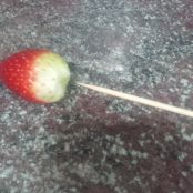 Rosas de fondant y fresa - Paso 2