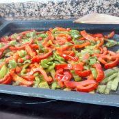 Merluza rebozada con pimienos aliñados - Paso 4