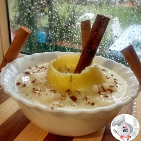 Arroz con leche, canela y limón