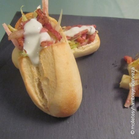 Babuchas de puerro y manzana al queso azul