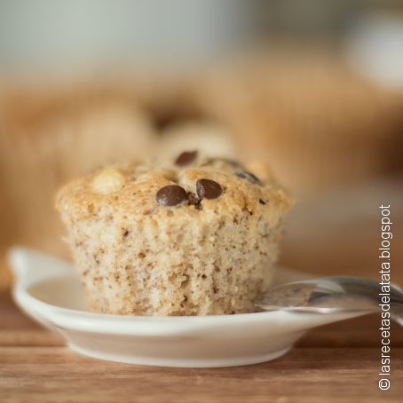 Magdalenas de avellana y chocolate
