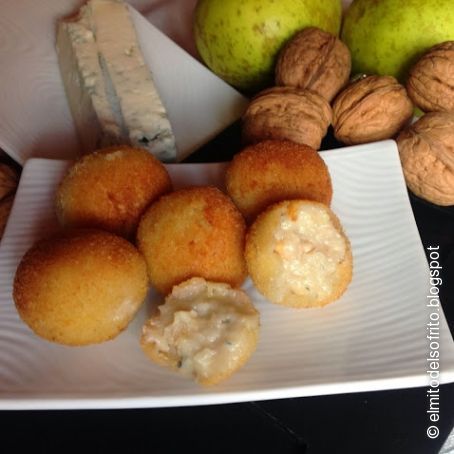 Croquetas de gorgonzola, manzana y nueces