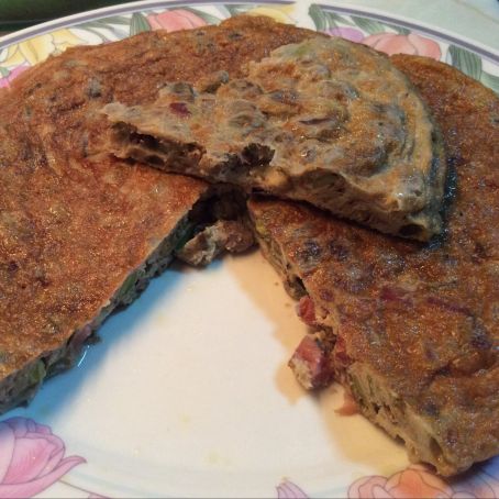 Tortilla de habitas tiernas con jamón