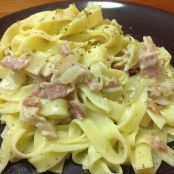 Fettuccine a la carbonara