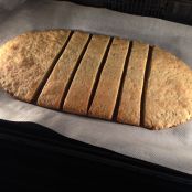 Coca de atún rojo sobre tartar de piña marinada - Paso 1