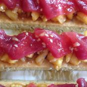 Coca de atún rojo sobre tartar de piña marinada - Paso 4