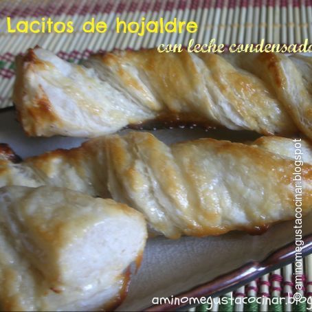 Lacitos de hojaldre con leche condensada y miel