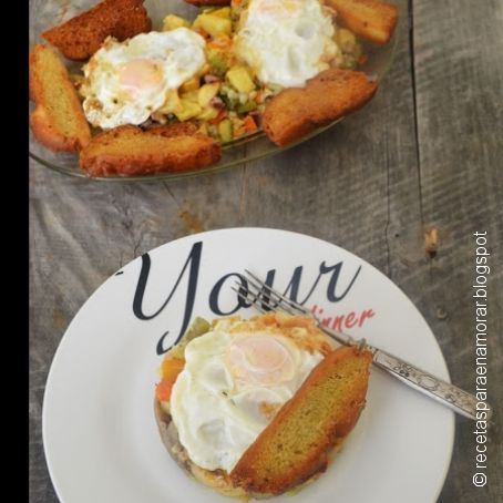 MENESTRA DE VERDURAS CON PAN FRITO Y HUEVOS