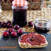 Mermelada de cerezas.