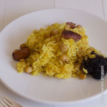 Arroz con longanizas y morcillas