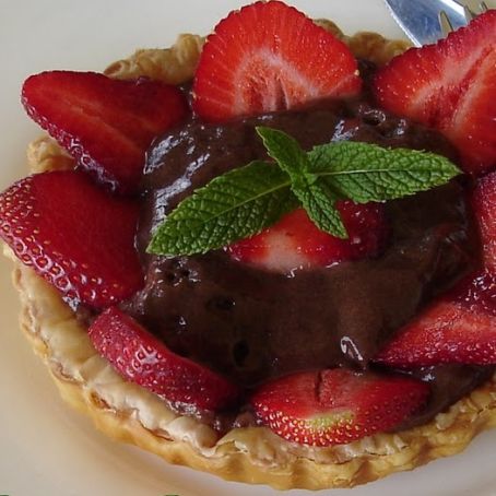 Tartaletas de chocolate con fresas