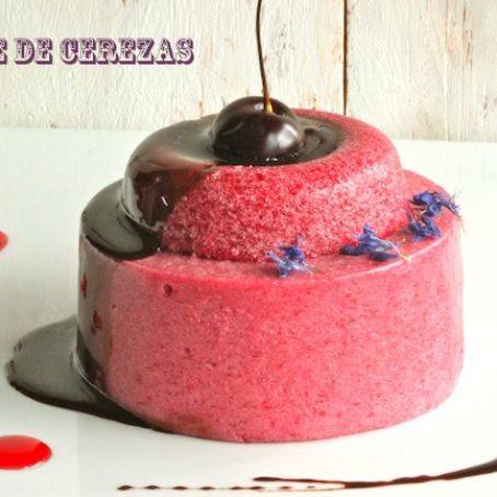 MOUSSE DE CEREZAS CON CHOCOLATE