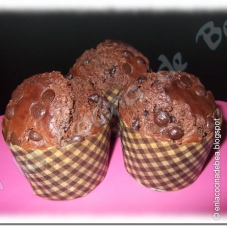 Muffins de chocolate con pepitas de chocolate