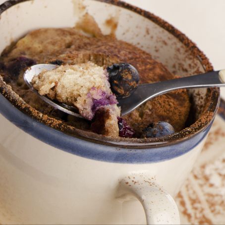 Mugcake fácil con arándanos