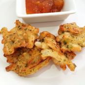 Bhajis de cebolla (pakoras)