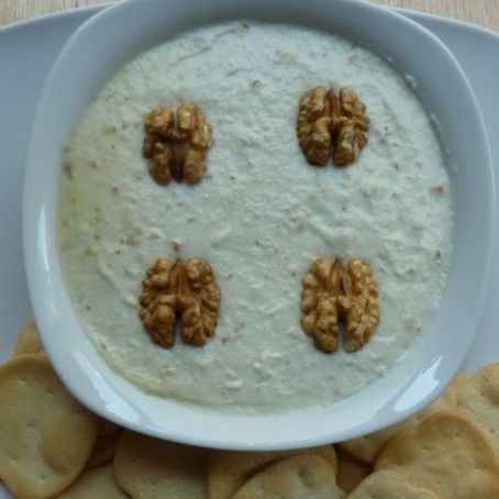 Paté tres queso con nueces