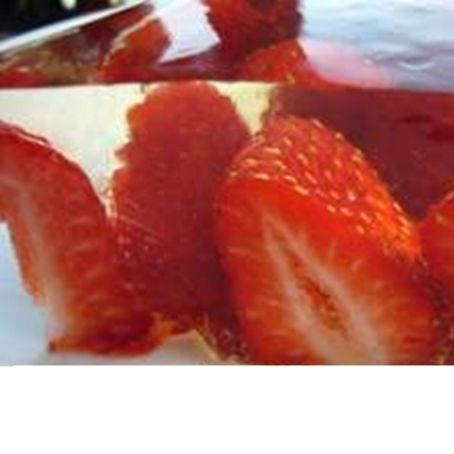 Fresas con Gelatina de Cava
