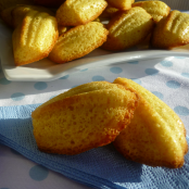 Madeleins de naranja y almendra