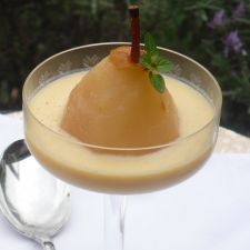 Peras dos salsas con gelatina de té