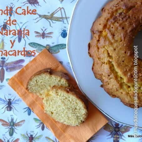 Bundt cake de naranja y anacardos