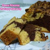 Plum cake marmolado con quinoa