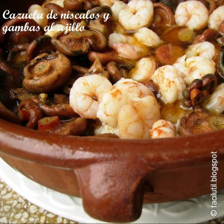 Níscalos al ajillo con gambas