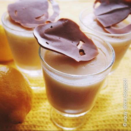 Crema helada al limón