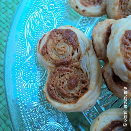 Palmeritas a la crema de turrón