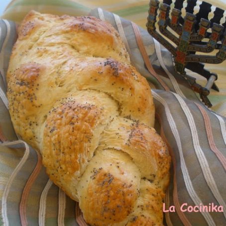 Pan judio, Jalá(en hebreo, Hebrew,    )