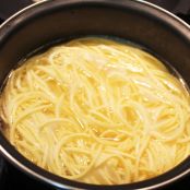 Spaghetti con gambas y chili dulce - Paso 1