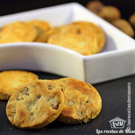 Pastas de queso Stichelton y nueces