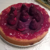 Pastel de chocolate y mermelada de fresas