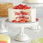 Pastel de fresones y nata