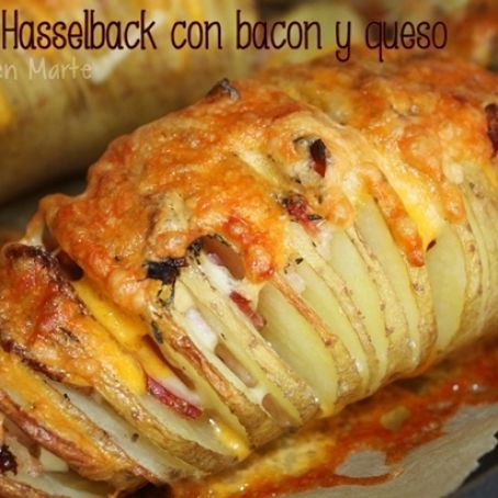 Patatas Hasselback con bacon y queso