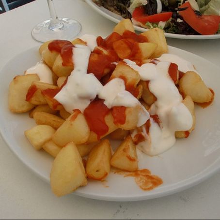 Patatas bravas