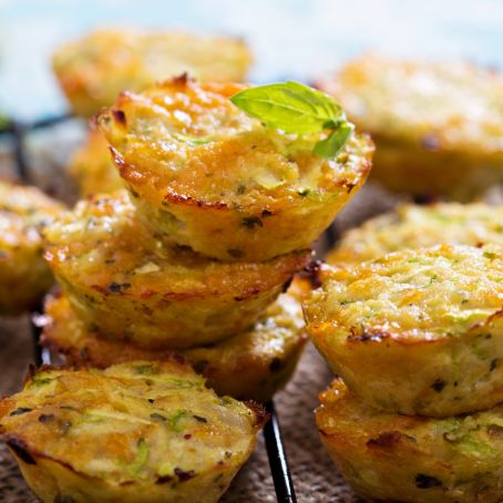 Miniquiches de calabacín, queso y espinacas