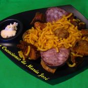 FIDEUA DE SETAS Y BOTIFARRA