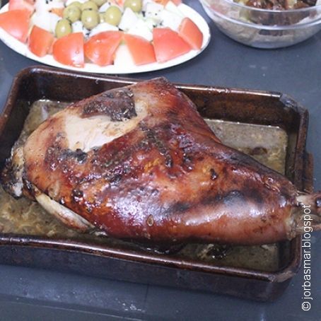 Pierna de cochinillo al horno