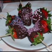 Batido de fresa y fresas bañadas de chocolate - Paso 2