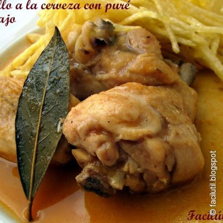 Pollo a la cerveza con puré de ajos