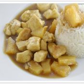 Pollo con piña al curry