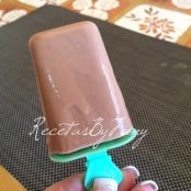 Polos helados de Nutella o chocolate