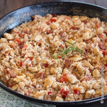 Arroz meloso con pollo y chorizo