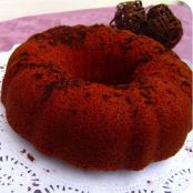 Bundt cake de red velvet fácil