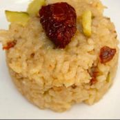 Risotto con calabacín y tomates secos