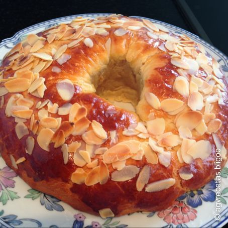 Roscón de Reyes con levadura fresca