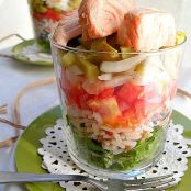 Ensalada multicolor con salmón