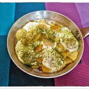 Tapa, Sartenada de huevos y patatas panaderas